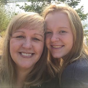 Meet your Posher, Sundi